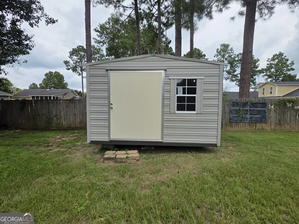 110 Maggie CT Leesburg, GA 31763