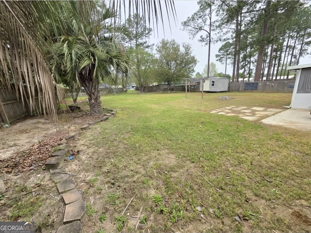 110 Maggie CT Leesburg, GA 31763