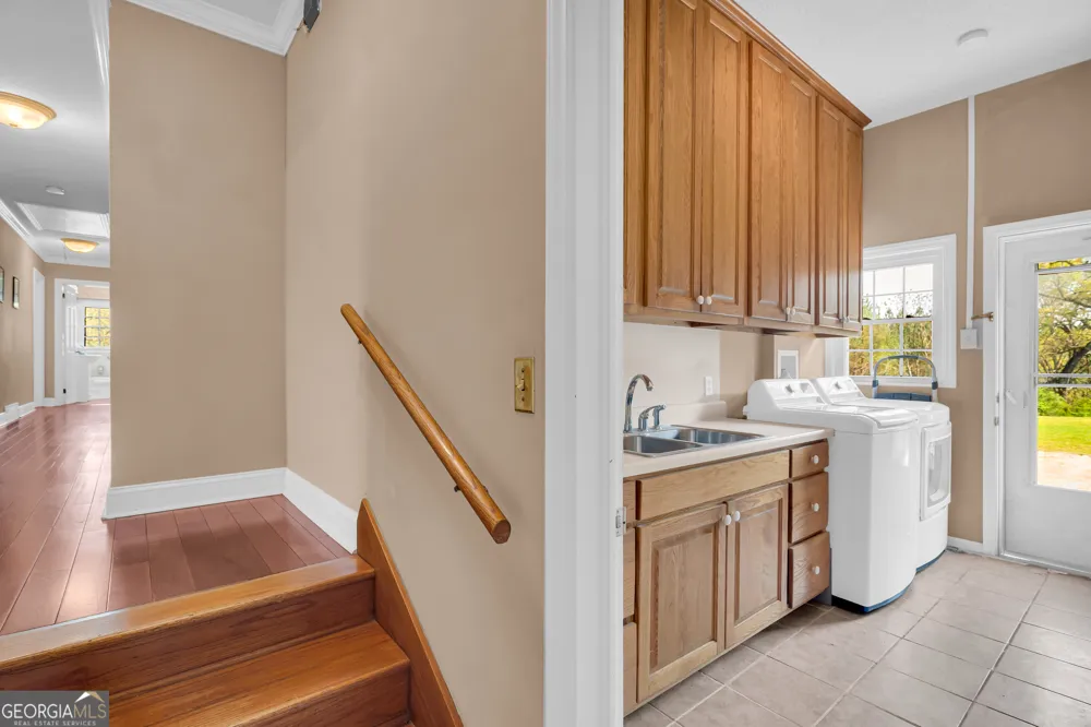 61 Turkey Creek RD Carnesville, GA 30521
