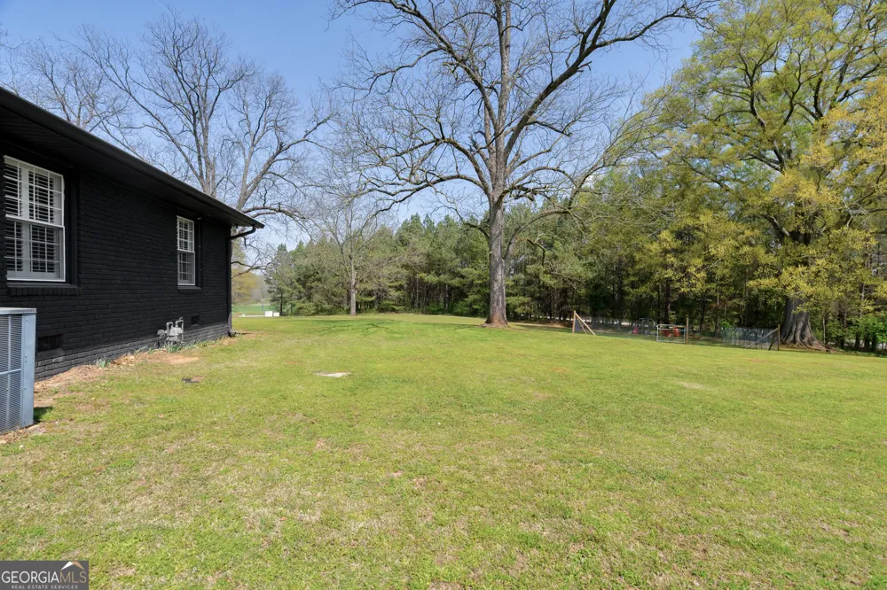 61 Turkey Creek RD Carnesville, GA 30521