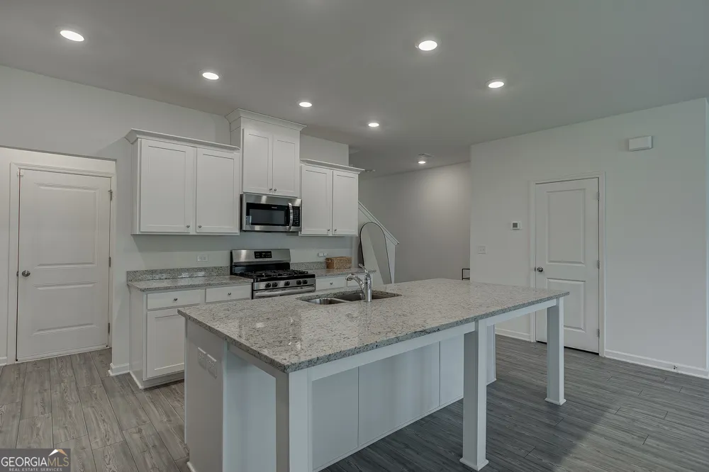 802 Edwin LN Sugar Hill, GA 30518