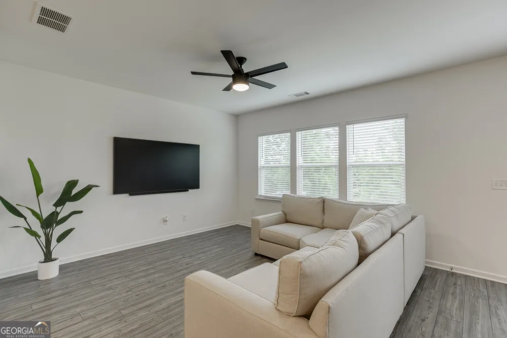 802 Edwin LN Sugar Hill, GA 30518