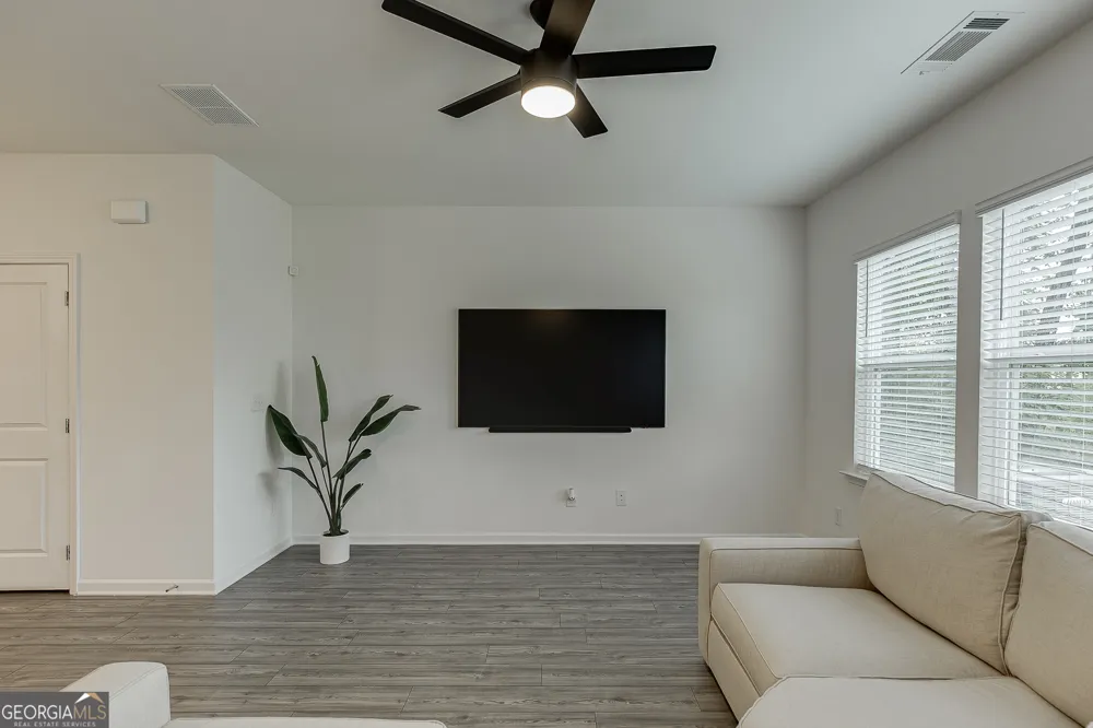 802 Edwin LN Sugar Hill, GA 30518