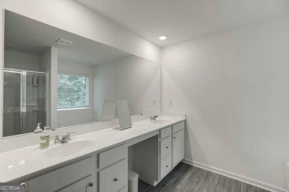 802 Edwin LN Sugar Hill, GA 30518