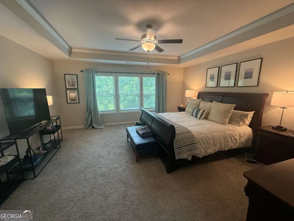 5639 Parkview LN Flowery Branch, GA 30542