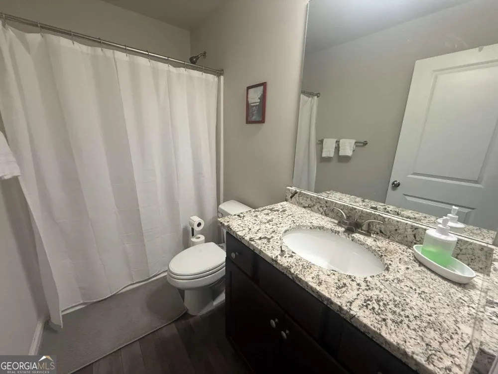 5639 Parkview LN Flowery Branch, GA 30542