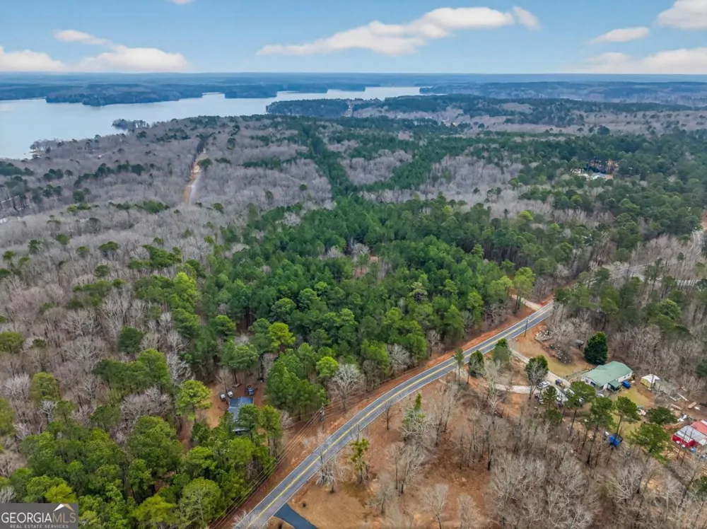 251 Winding River RD Eatonton, GA 31024