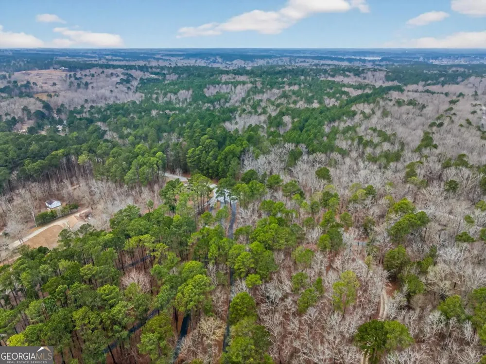 251 Winding River RD Eatonton, GA 31024