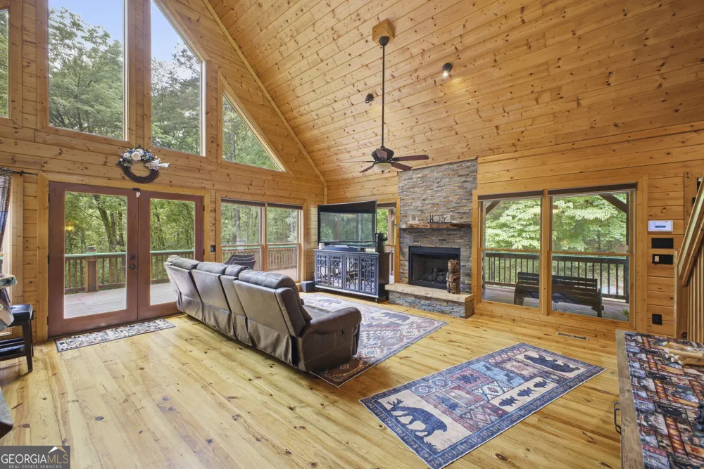 85 Hunter DR Talking Rock, GA 30175