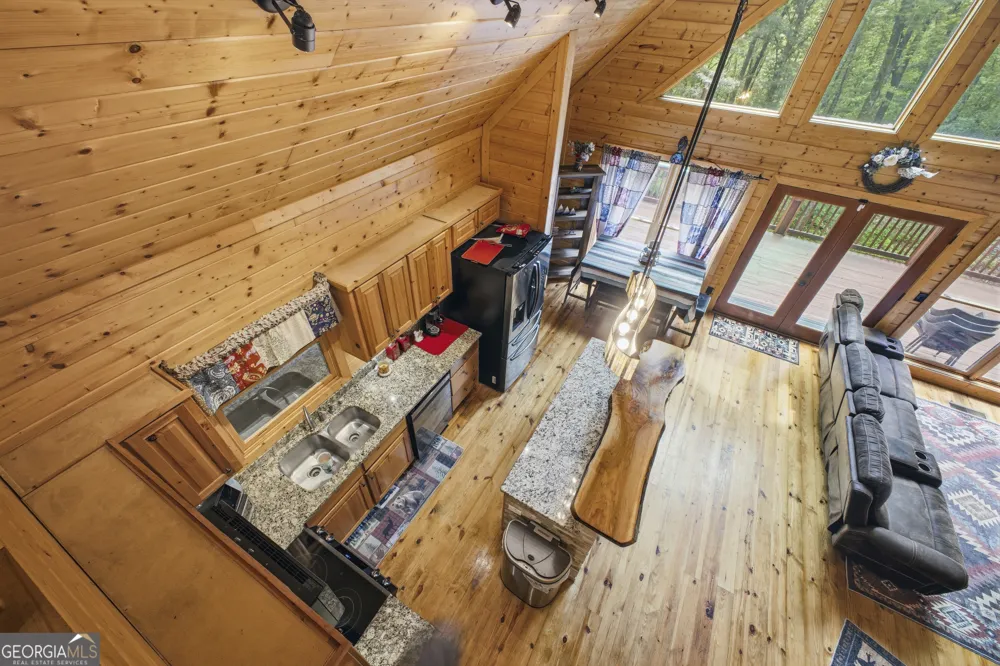 85 Hunter DR Talking Rock, GA 30175