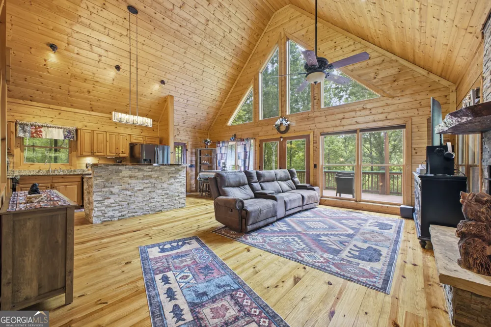 85 Hunter DR Talking Rock, GA 30175