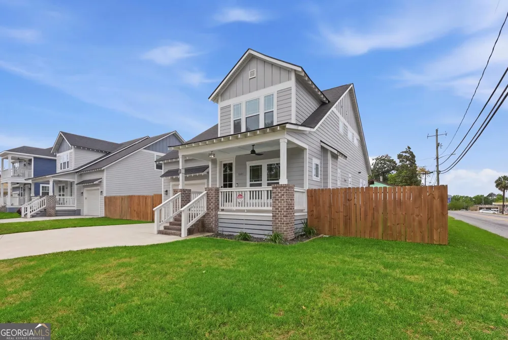 2001 E 38th ST Savannah, GA 31404