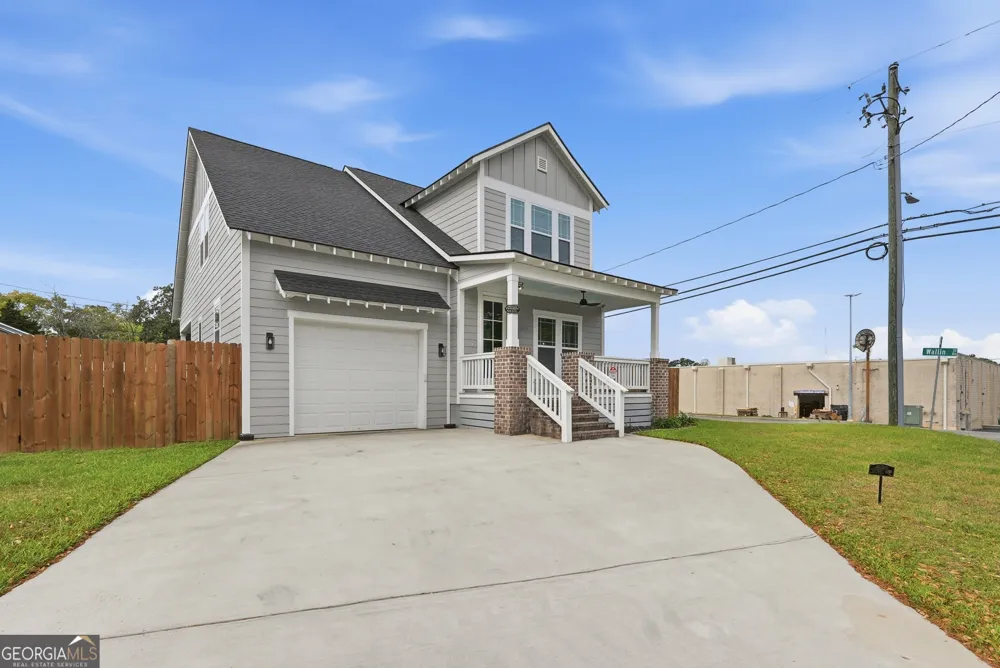 2001 E 38th ST Savannah, GA 31404