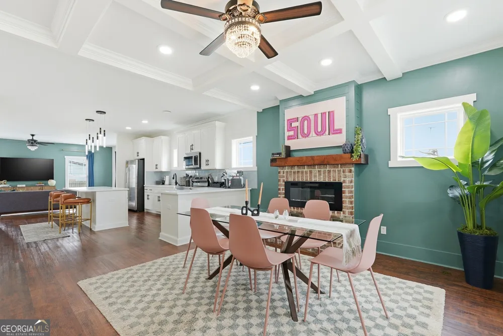 2001 E 38th ST Savannah, GA 31404