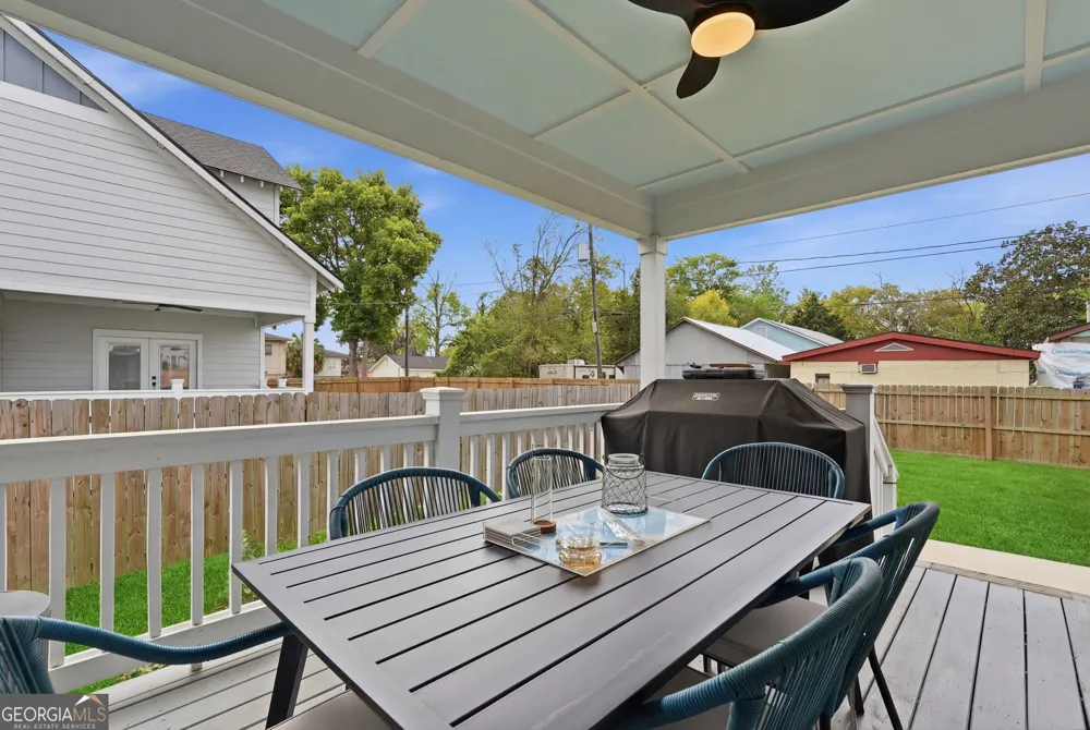 2001 E 38th ST Savannah, GA 31404