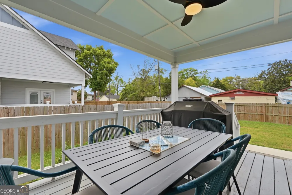 2001 E 38th ST Savannah, GA 31404