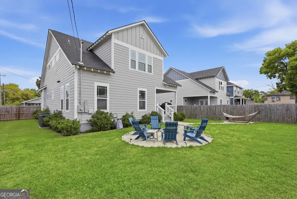 2001 E 38th ST Savannah, GA 31404