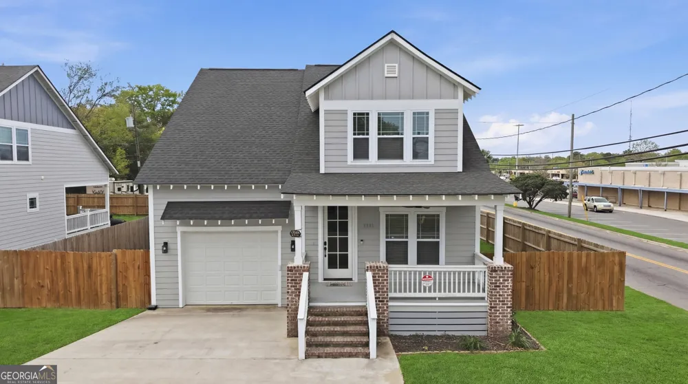 2001 E 38th ST Savannah, GA 31404