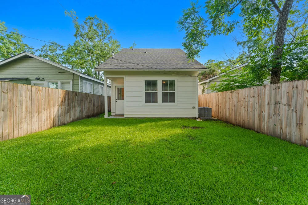 711 E 32nd ST Savannah, GA 31401