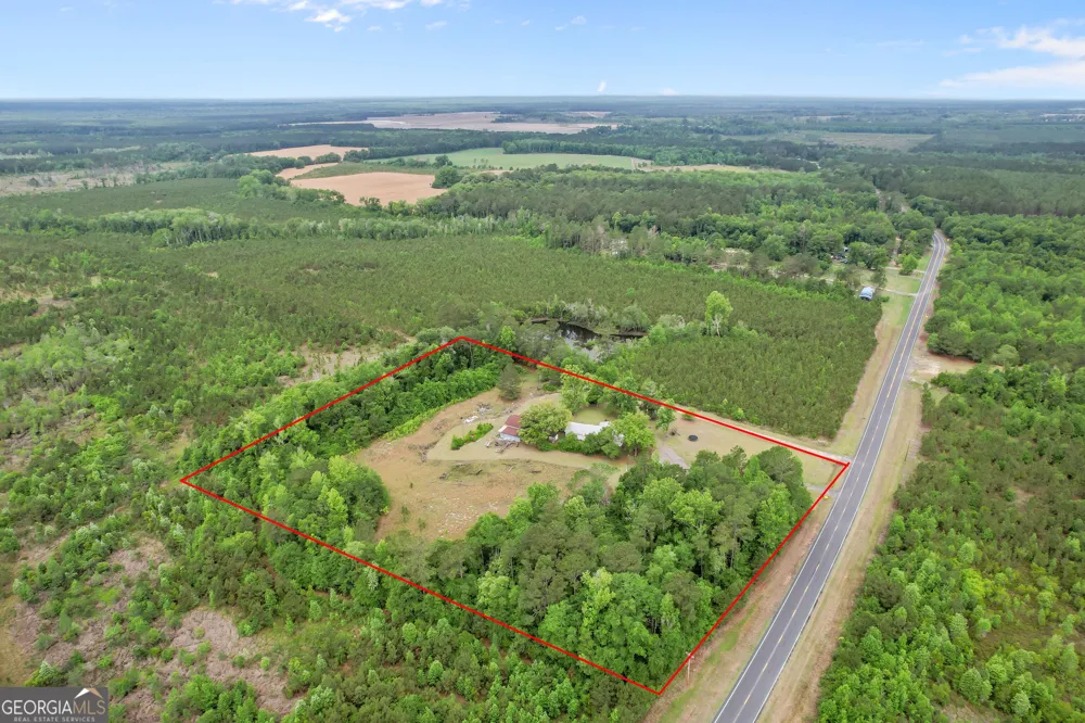 1535 W River RD Rhine, GA 31077