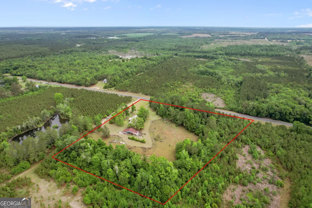 1535 W River RD Rhine, GA 31077