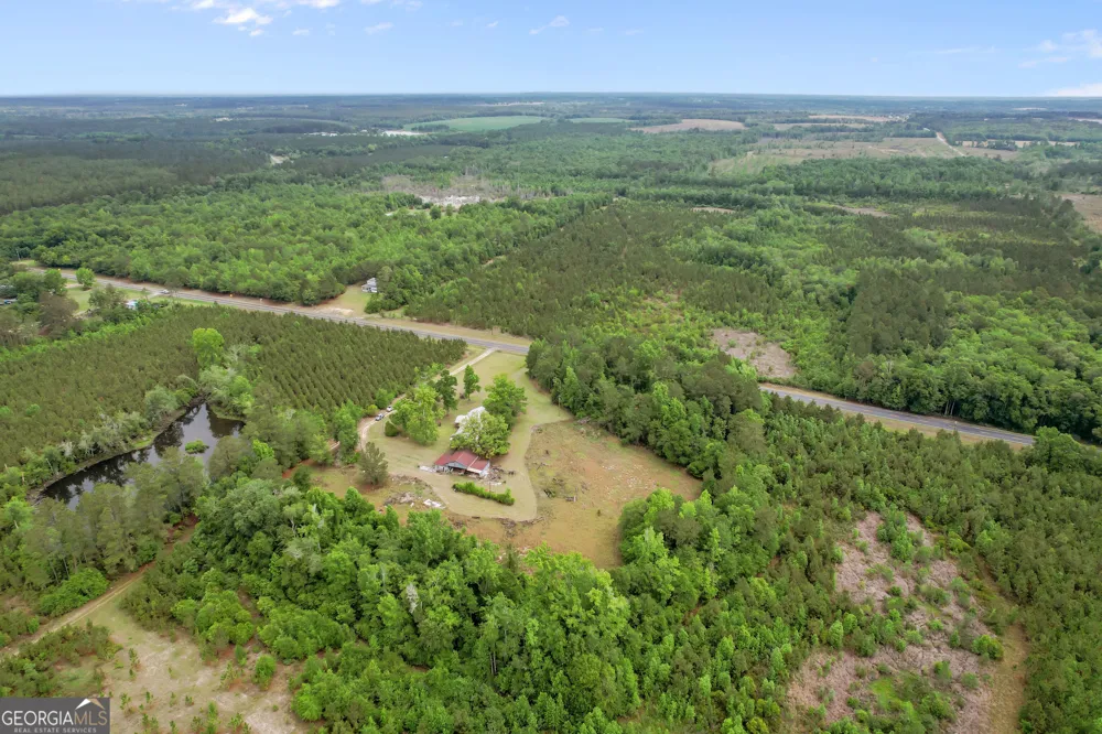 1535 W River RD Rhine, GA 31077