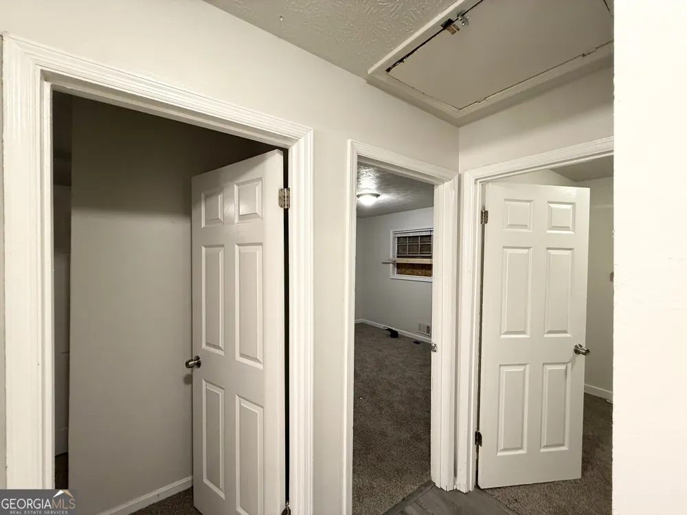 1465 Holcomb AVE East Point, GA 30344