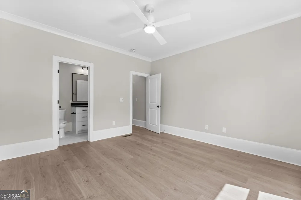 1300 Manjula LN Watkinsville, GA 30677