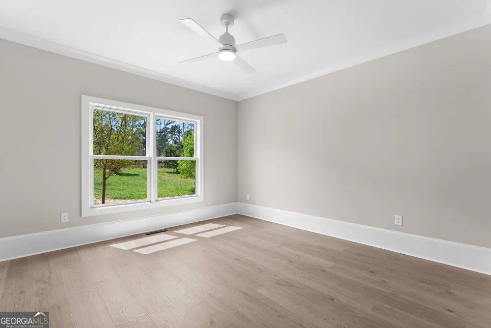 1300 Manjula LN Watkinsville, GA 30677