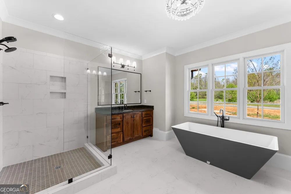 1300 Manjula LN Watkinsville, GA 30677