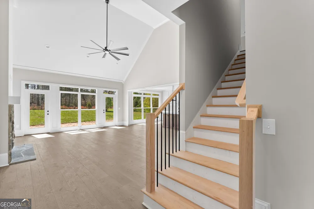 1300 Manjula LN Watkinsville, GA 30677