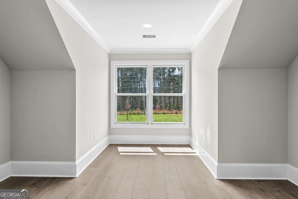 1300 Manjula LN Watkinsville, GA 30677