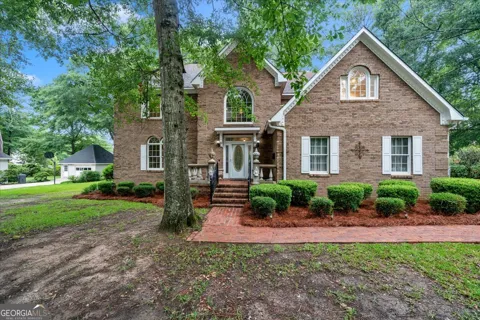 1015 Cherokee RD