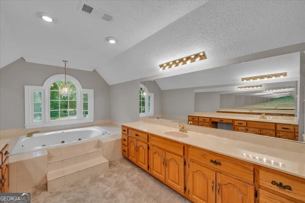 1015 Cherokee RD Perry, GA 31069