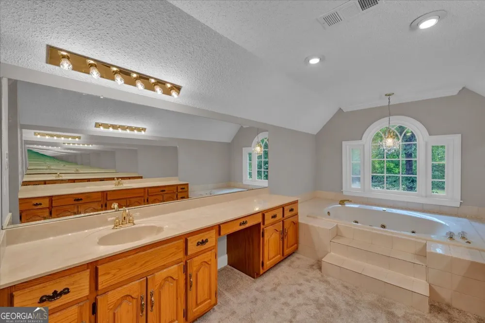 1015 Cherokee RD Perry, GA 31069