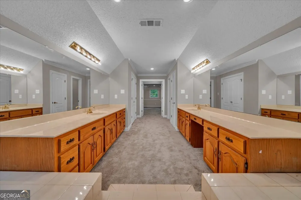 1015 Cherokee RD Perry, GA 31069