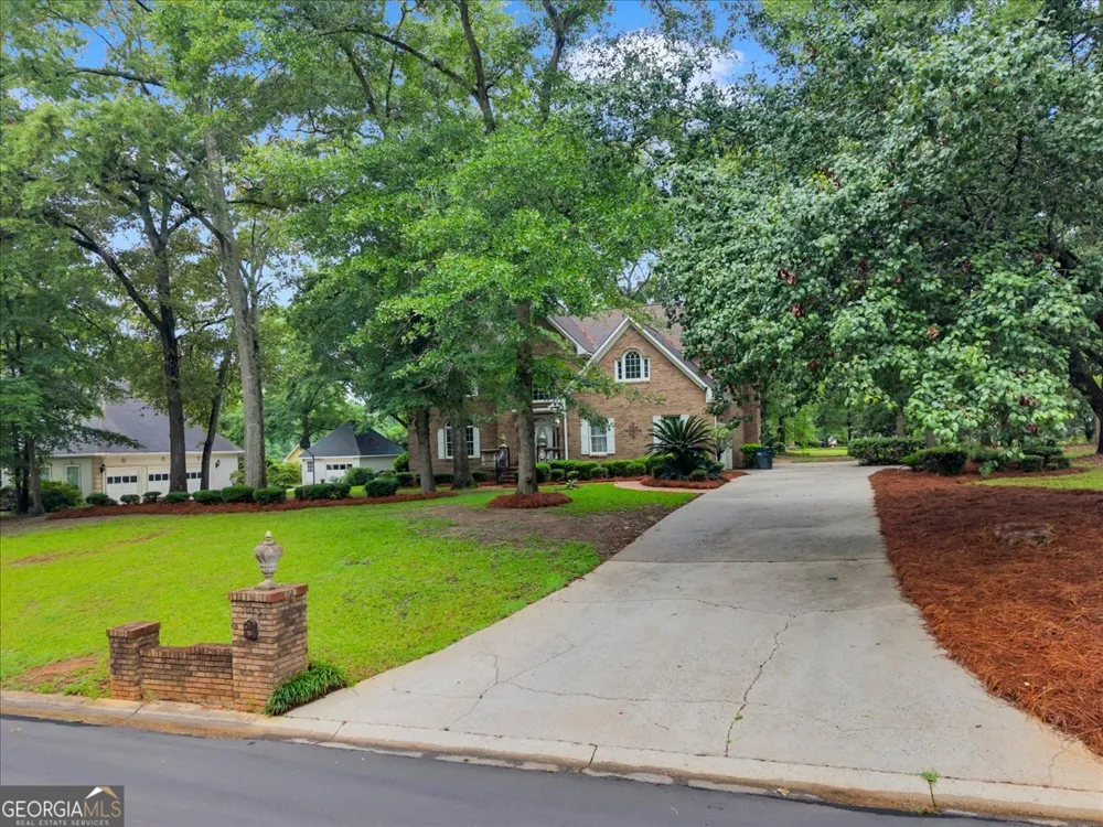 1015 Cherokee RD Perry, GA 31069