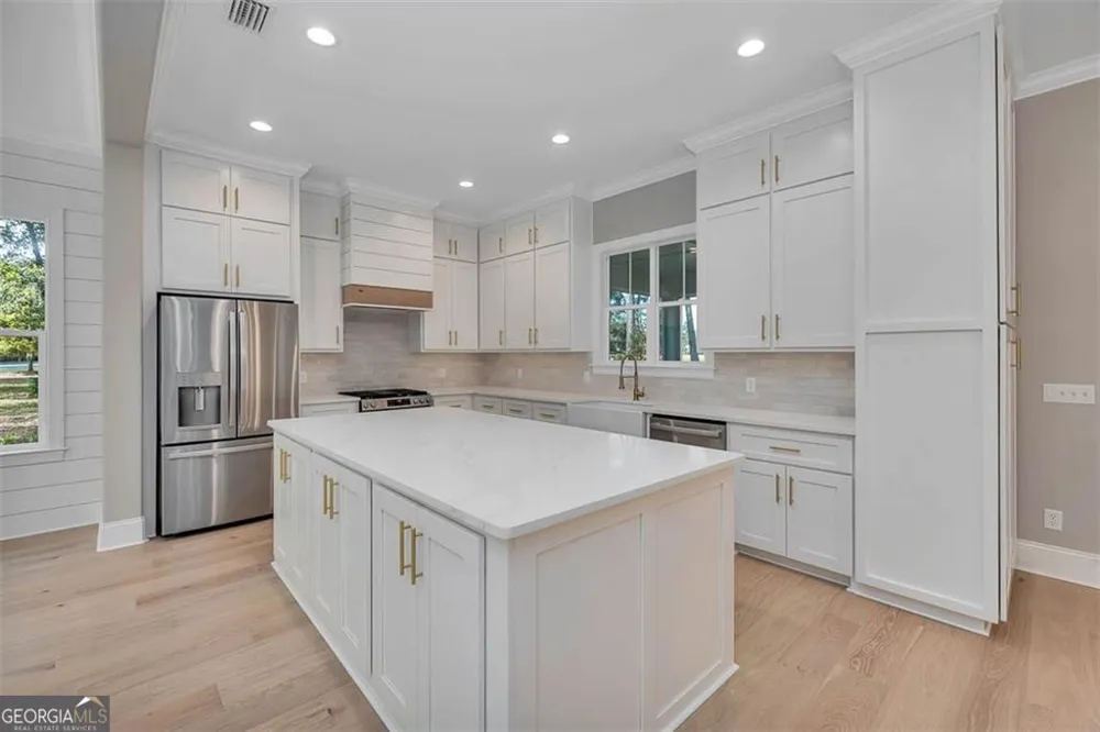 1479 Sanctuary Wynd Waverly, GA 31565