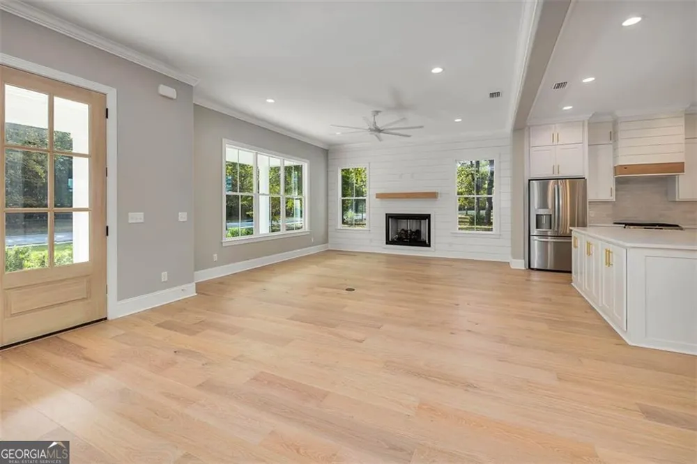1479 Sanctuary Wynd Waverly, GA 31565