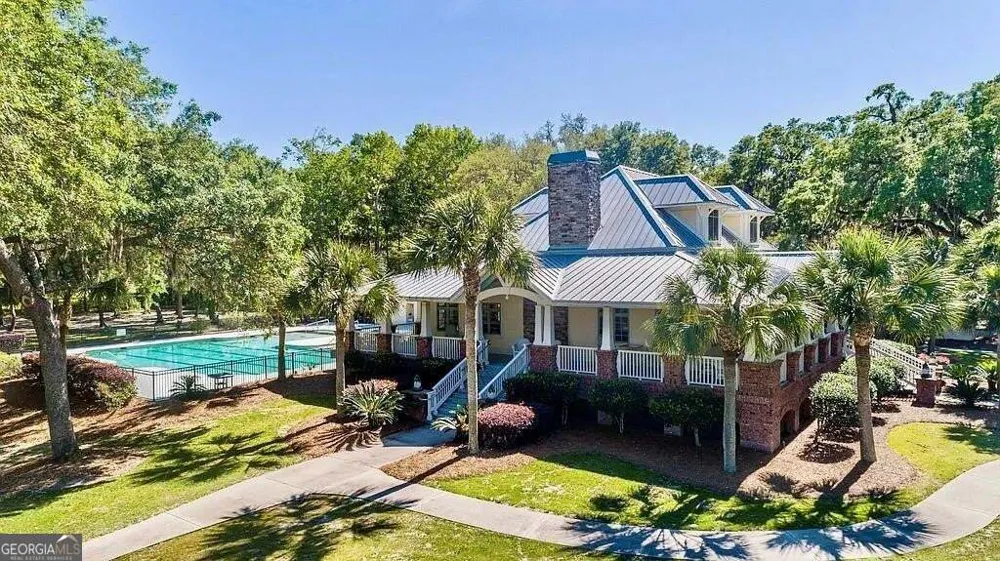 39 Oak Grove CT Waverly, GA 31565