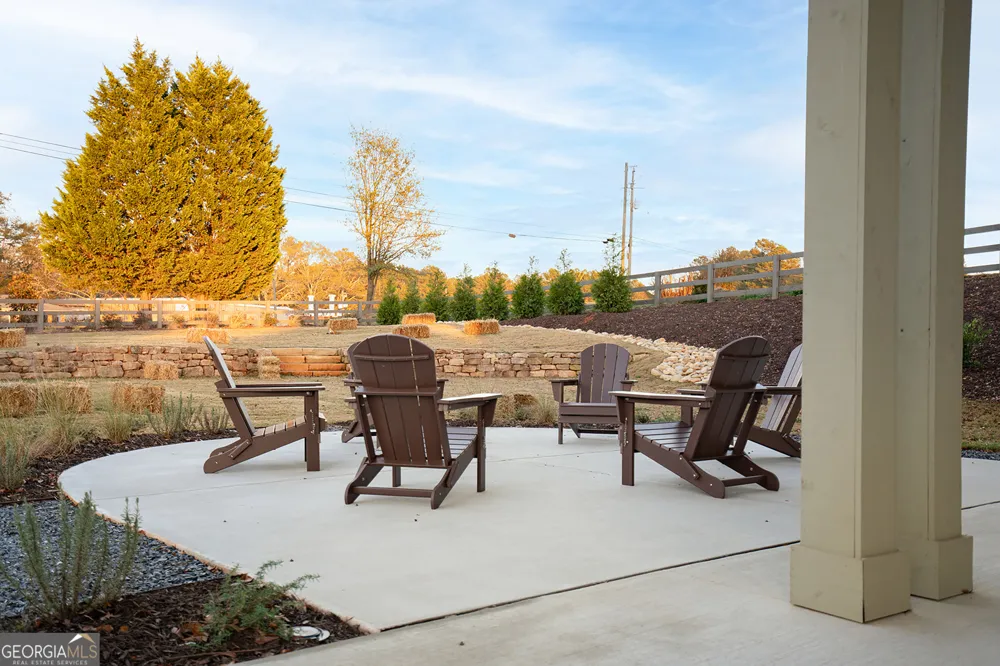 41 Hydrangea LN Auburn, GA 30011
