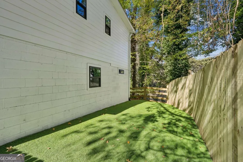 1917 Thompson AVE East Point, GA 30344