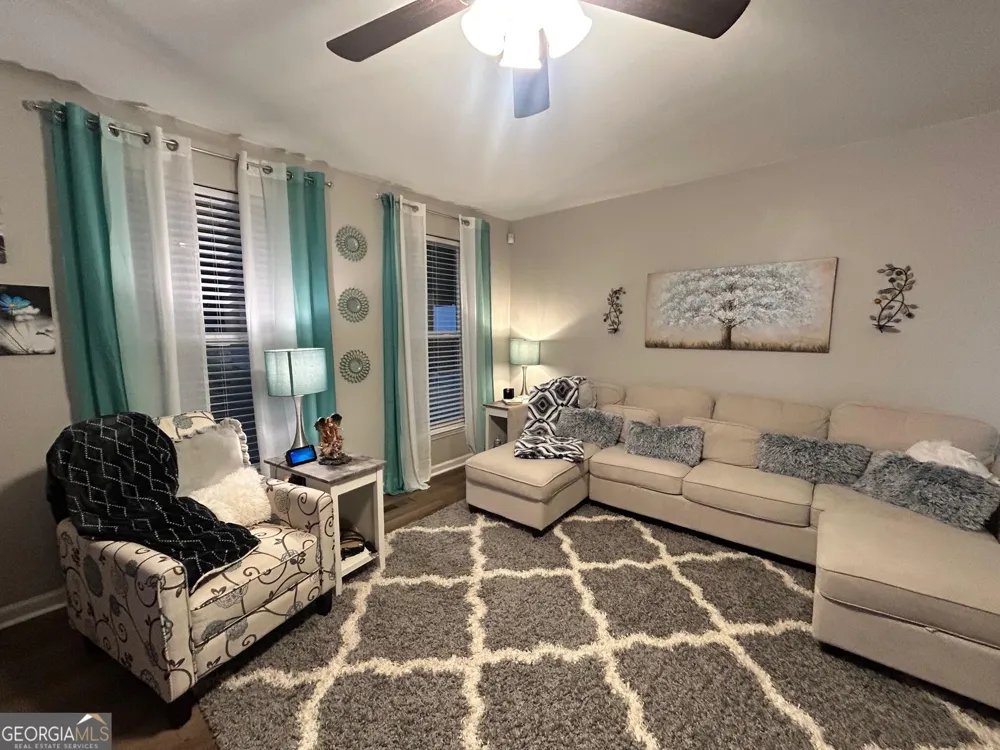 391 Oak Tree RD Ringgold, GA 30736