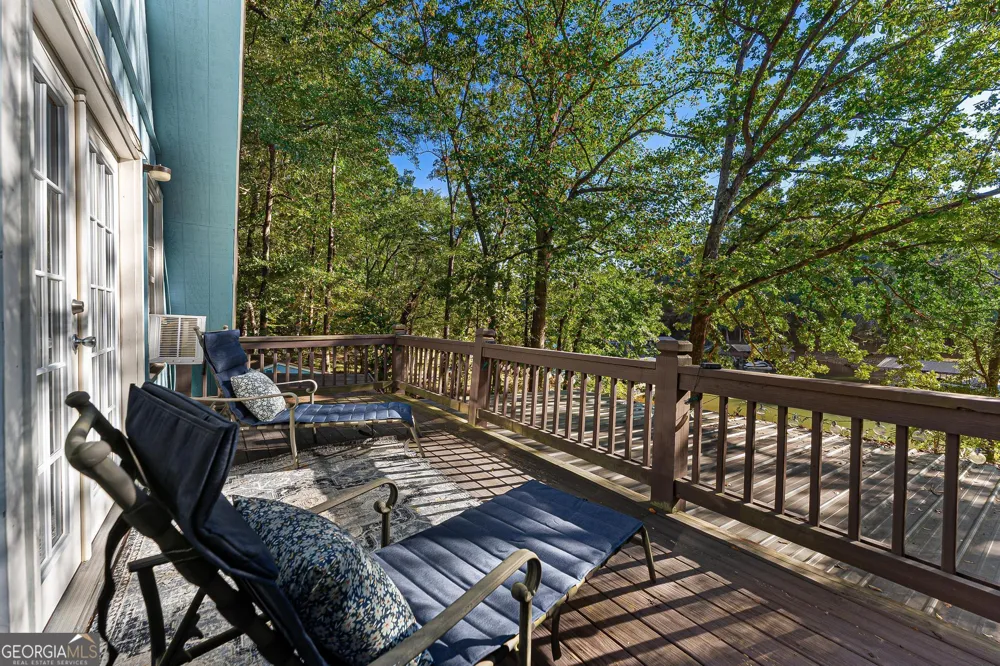 387 Chateau DR Lavonia, GA 30553