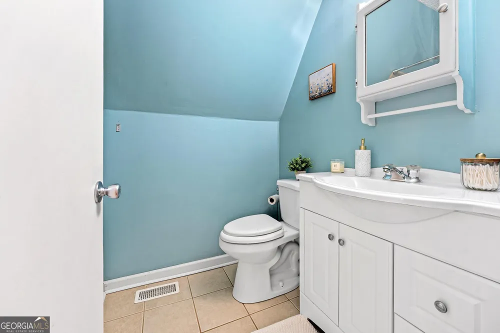 387 Chateau DR Lavonia, GA 30553
