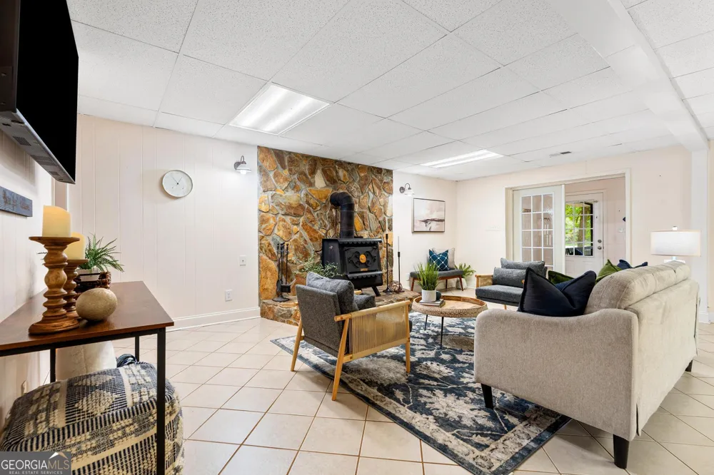 387 Chateau DR Lavonia, GA 30553