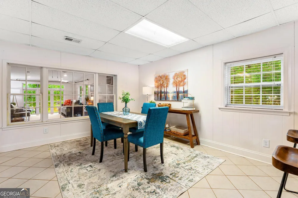 387 Chateau DR Lavonia, GA 30553