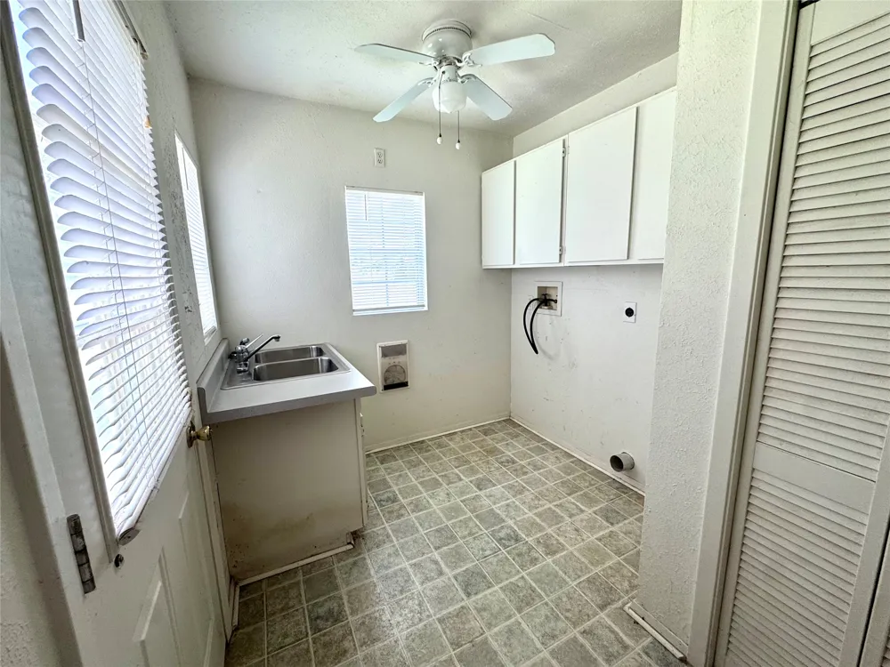 4860 Heritage Parkway Leroy, TX 76624
