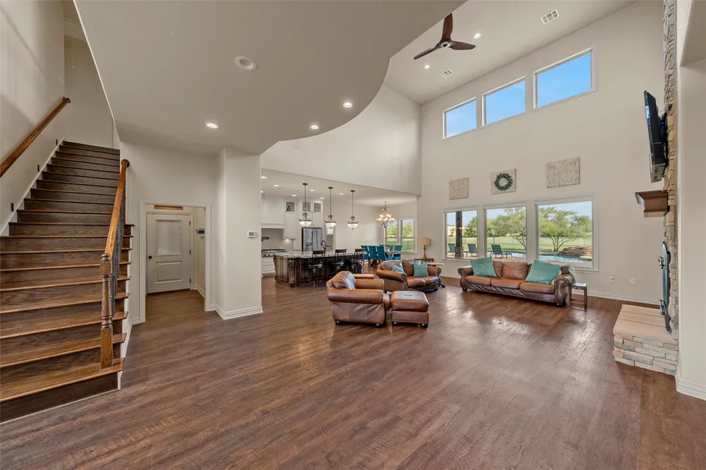 161 Rancho Lorena Drive Lorena, TX 76655
