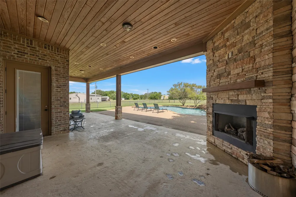 161 Rancho Lorena Drive Lorena, TX 76655